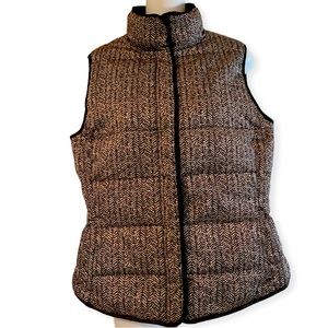 Banana Republic Slim Puffy Vest Size S